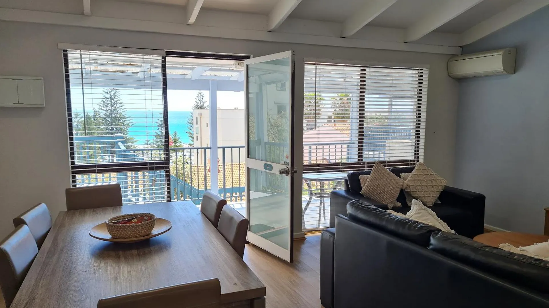 Coastal Living Iconic Scarborough Beach Perth